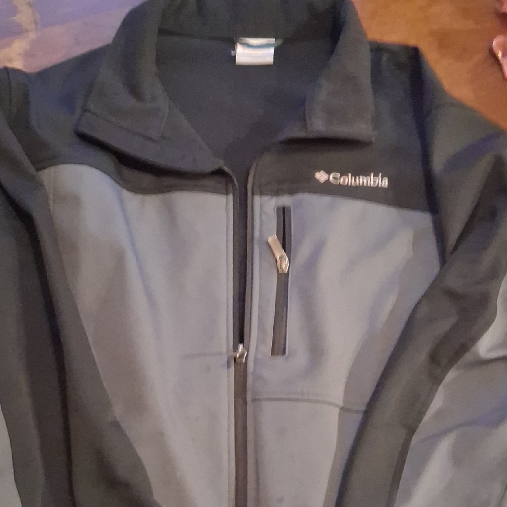 Columbia Men's Two-Tone Performance Jacket